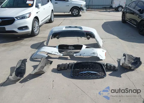 2019 Chrysler 300 Touring из США, поврежденный, VIN 2C3CCAAG4KH577722